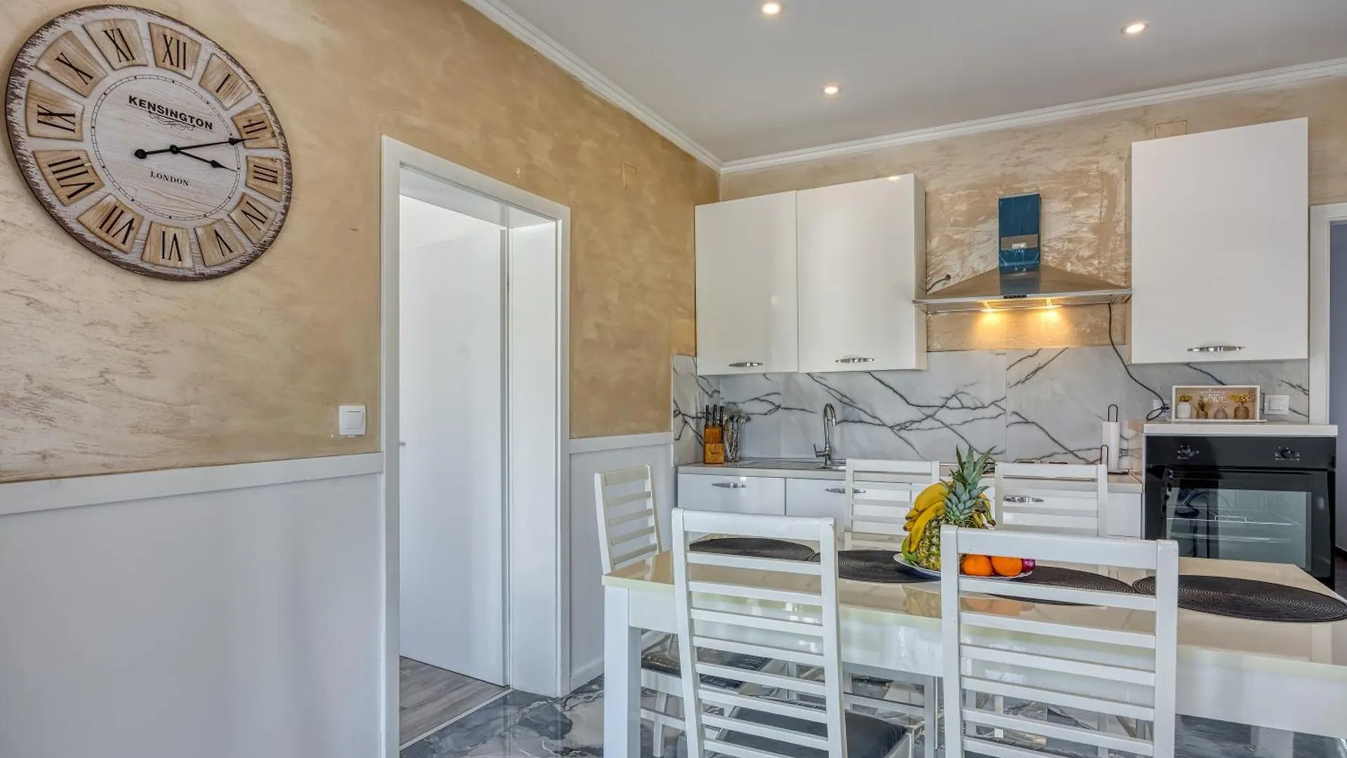 Holiday Home With Pool - Happy Rentals Fazana 0*,